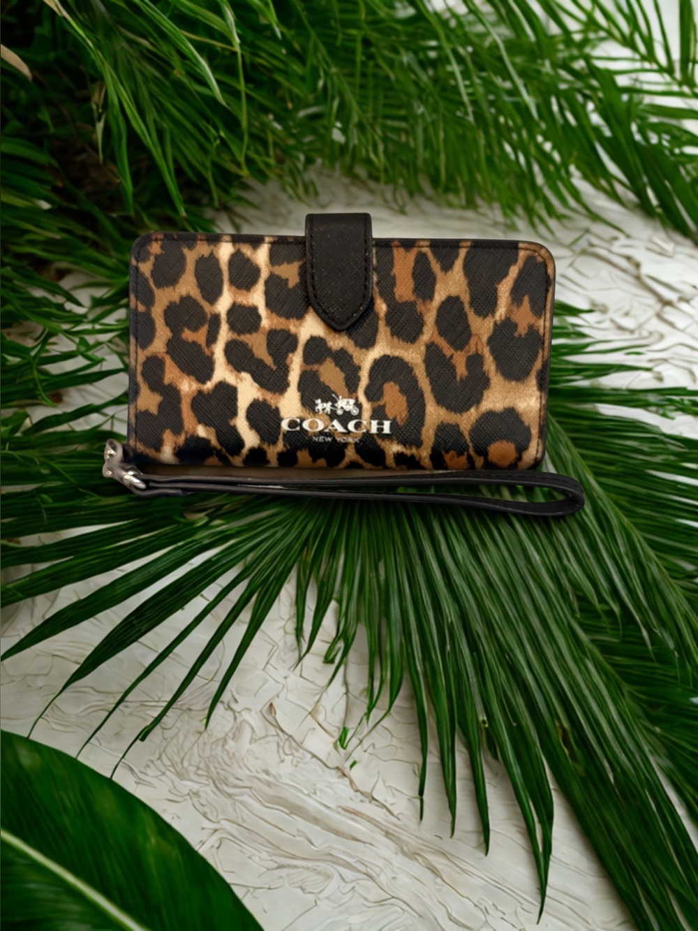 🖤COACH🖤Peyton Ocelot Phone Wallet Case Pouch Wristlet/EUC